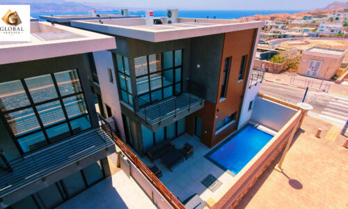 Villa in Eilat with Private Pool Near a Synagogue – Miperetz Niv
