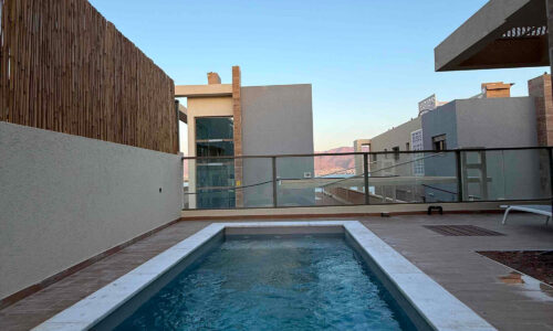 Holiday Apartment in Eilat with Private Heated Pool – Pninat Hayam